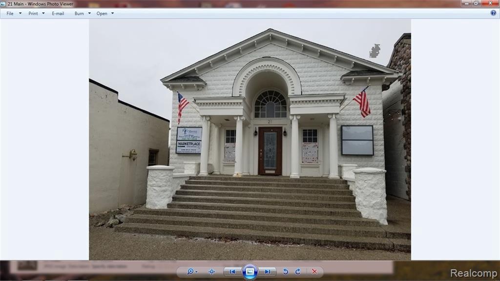 21 Main St - Photo 1