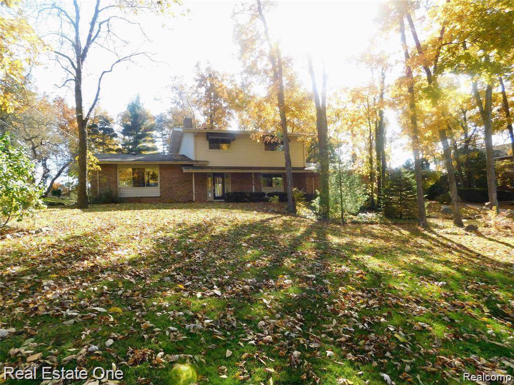 6016 Plantation Dr - Photo 1