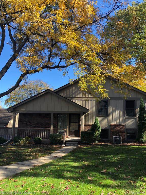 897 Lafayette Crt - Photo 1