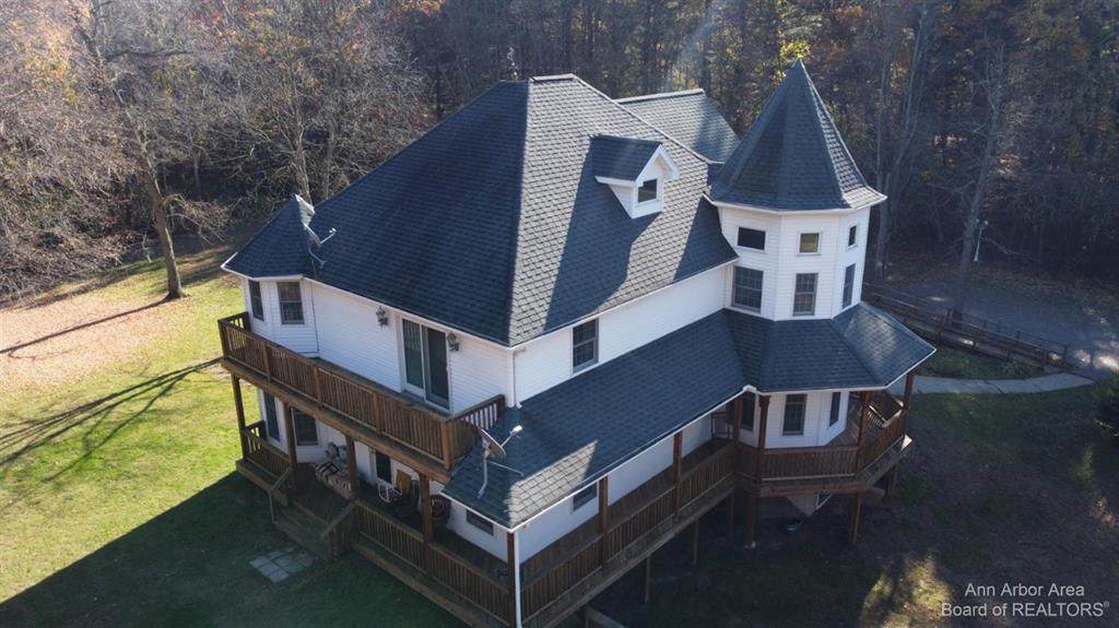 6927 Meridian - Photo 1
