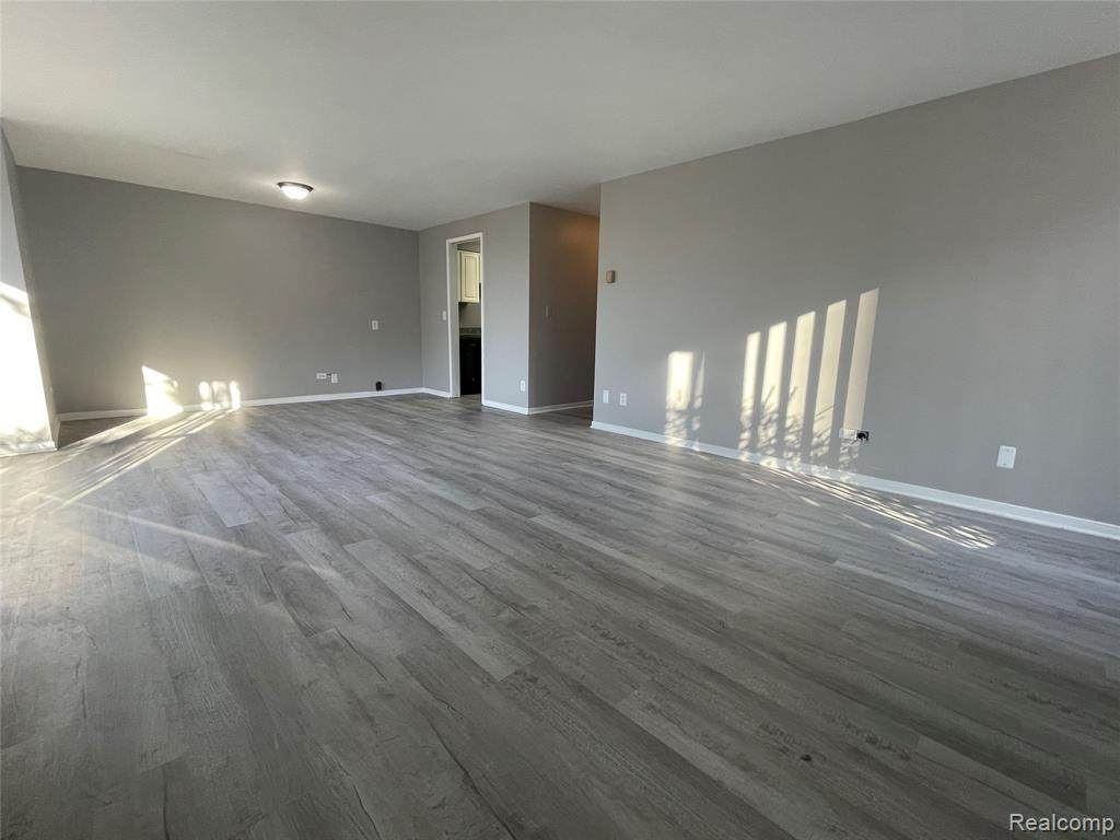 8200 Jefferson - Photo 1