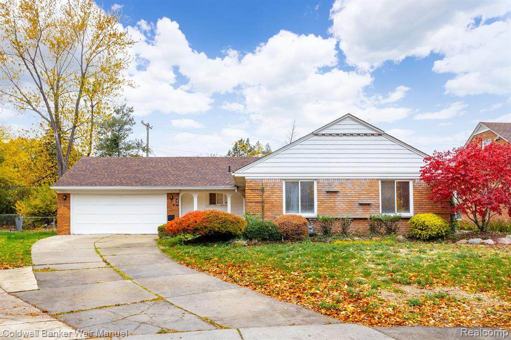 427 Lexington - Photo 1