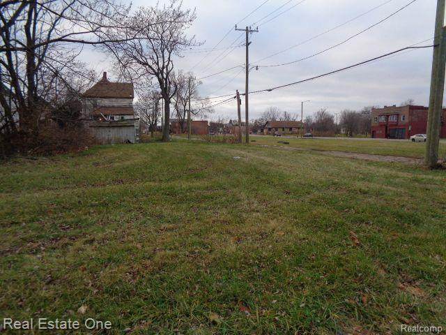 3523 Baldwin - Photo 1