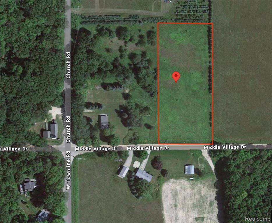 8924 Middle Village - Photo 1