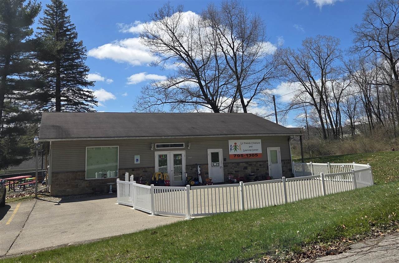 3107 Hayes - Photo 1
