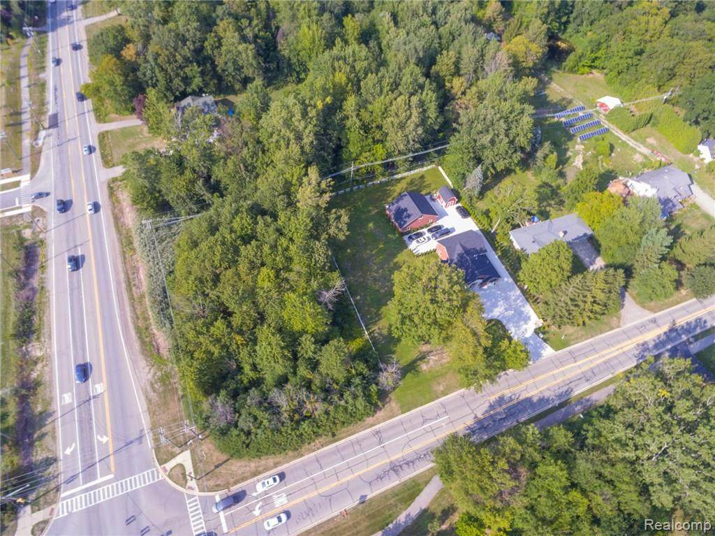 26200 Beck Rd - Photo 1