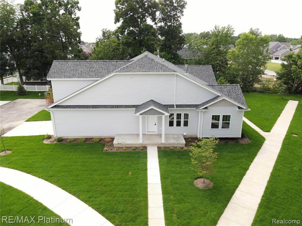 1730 Carlisle St - Photo 1