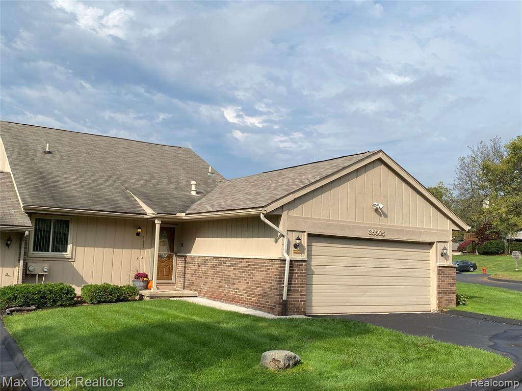 35505 Heritage Lane - Photo 1