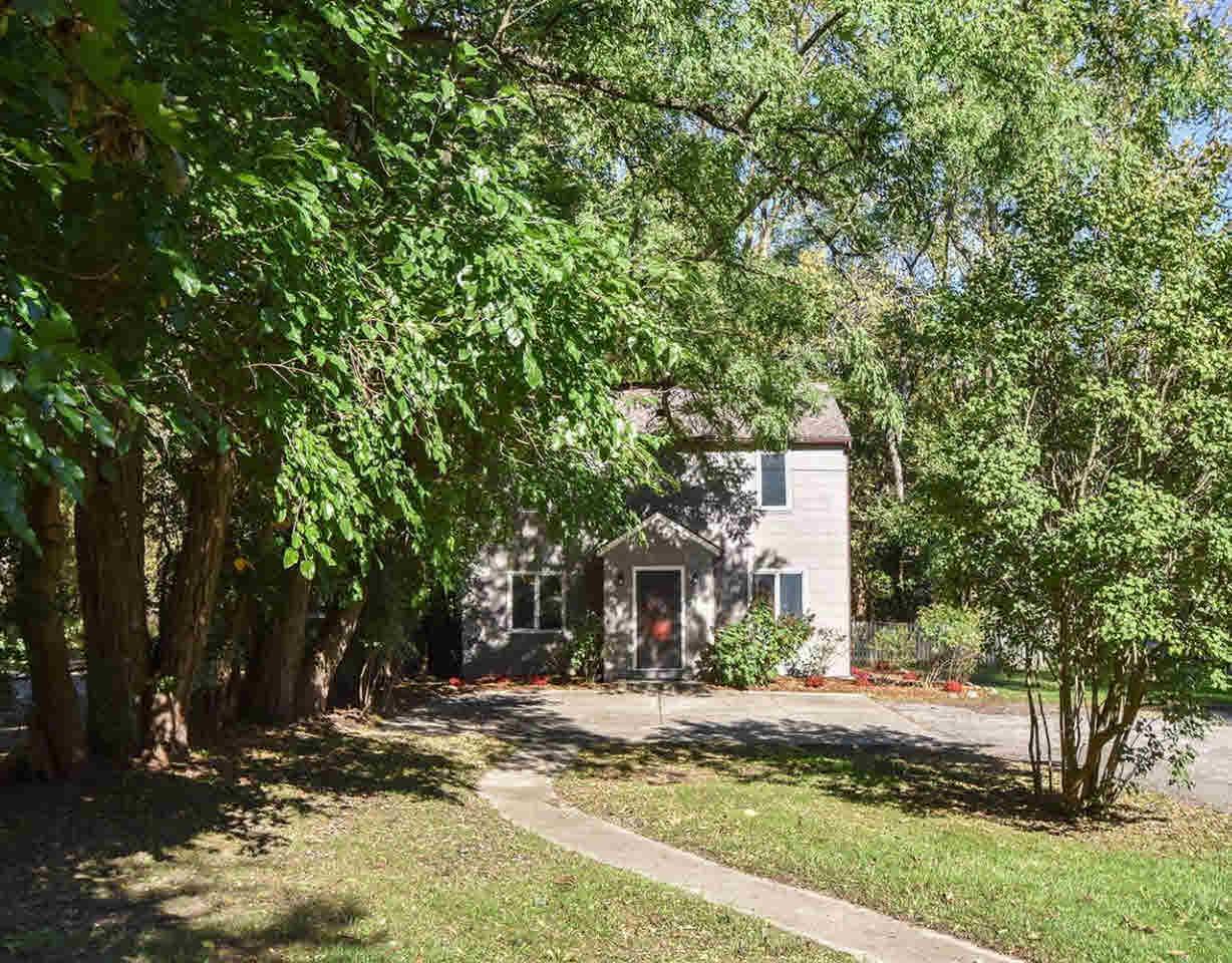 1014 Huron St - Photo 1