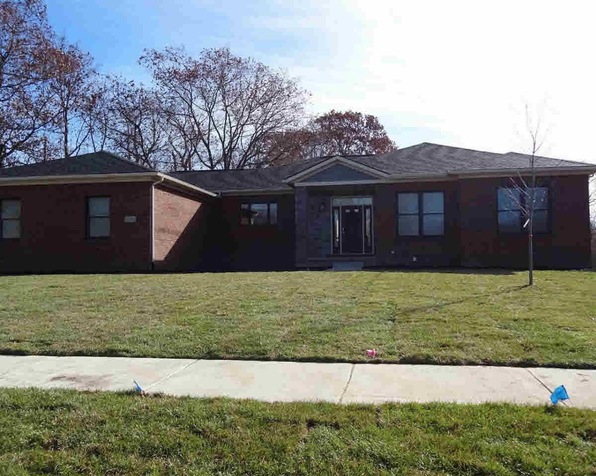 1466 St James Blvd - Photo 1