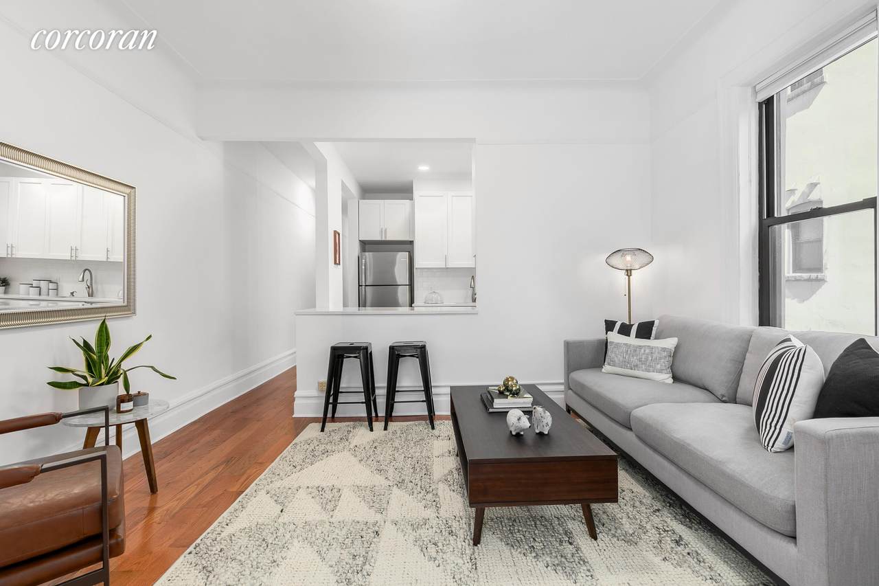 813 8th Avenue - Photo 1
