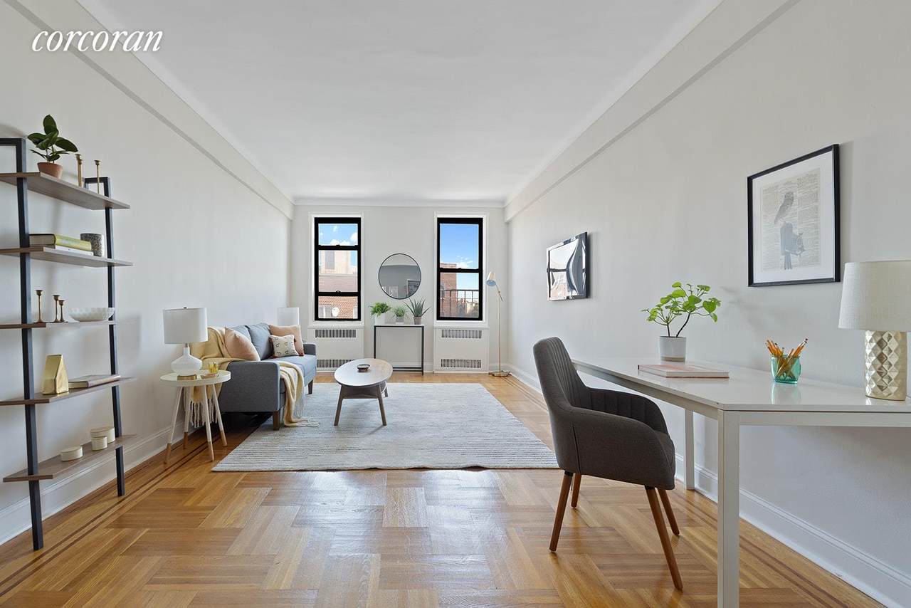 657 26TH Street - Photo 1