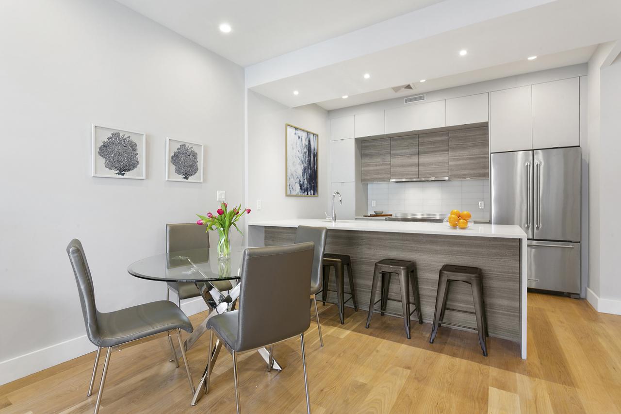 139 Grove St - Photo 1