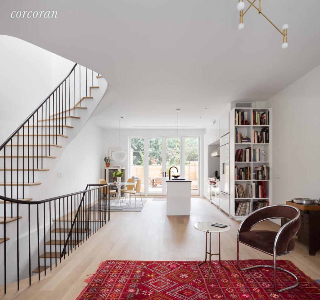 467 Carroll St - Photo 1
