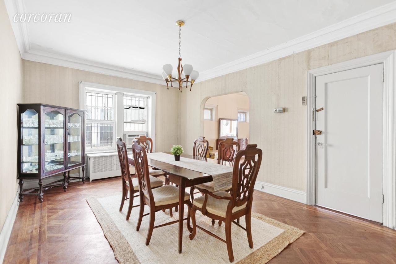 1051 Carroll St - Photo 1