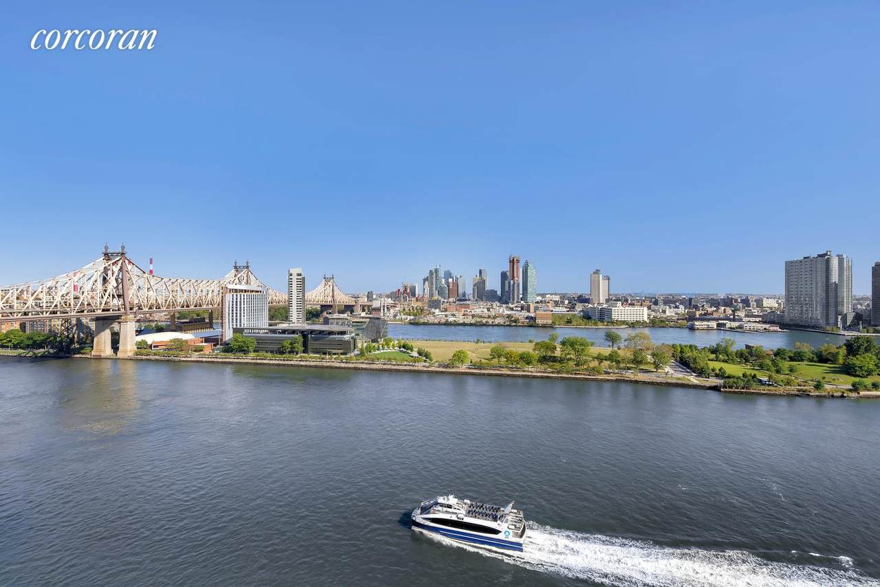 25 Sutton Pl - Photo 1