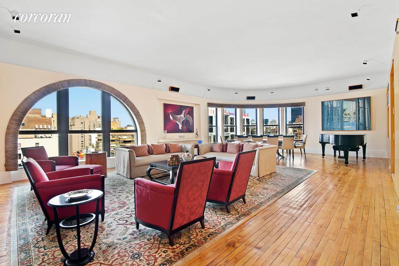 65 13TH Street - Photo 1