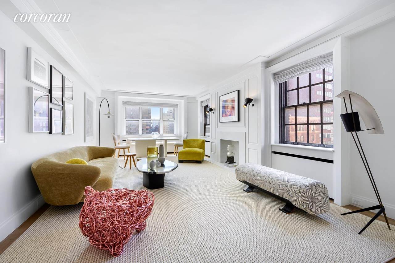 220 Madison Avenue - Photo 1