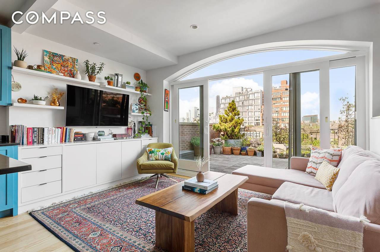 316 2nd Street - Photo 1