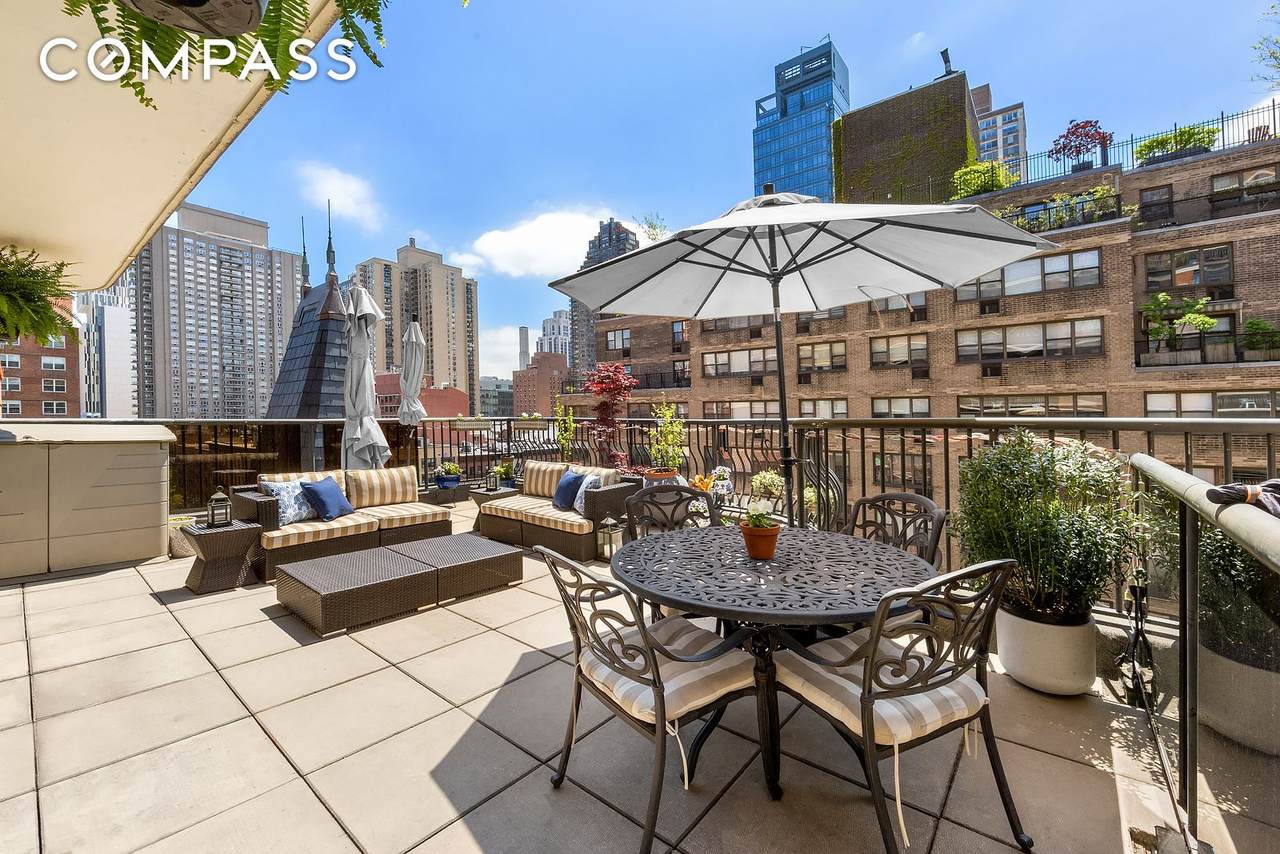 343 74th Street - Photo 1
