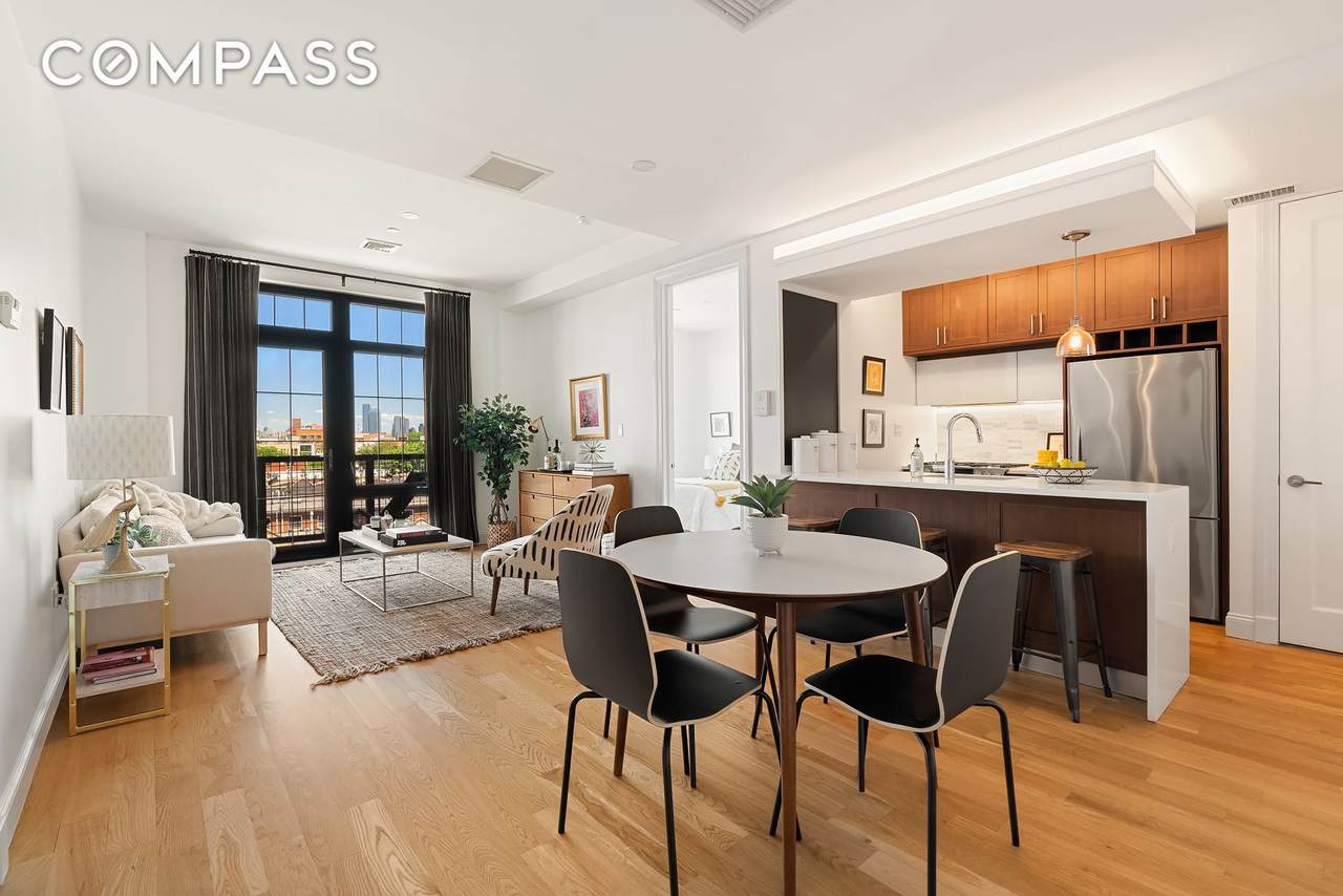 42 Maspeth Avenue - Photo 1