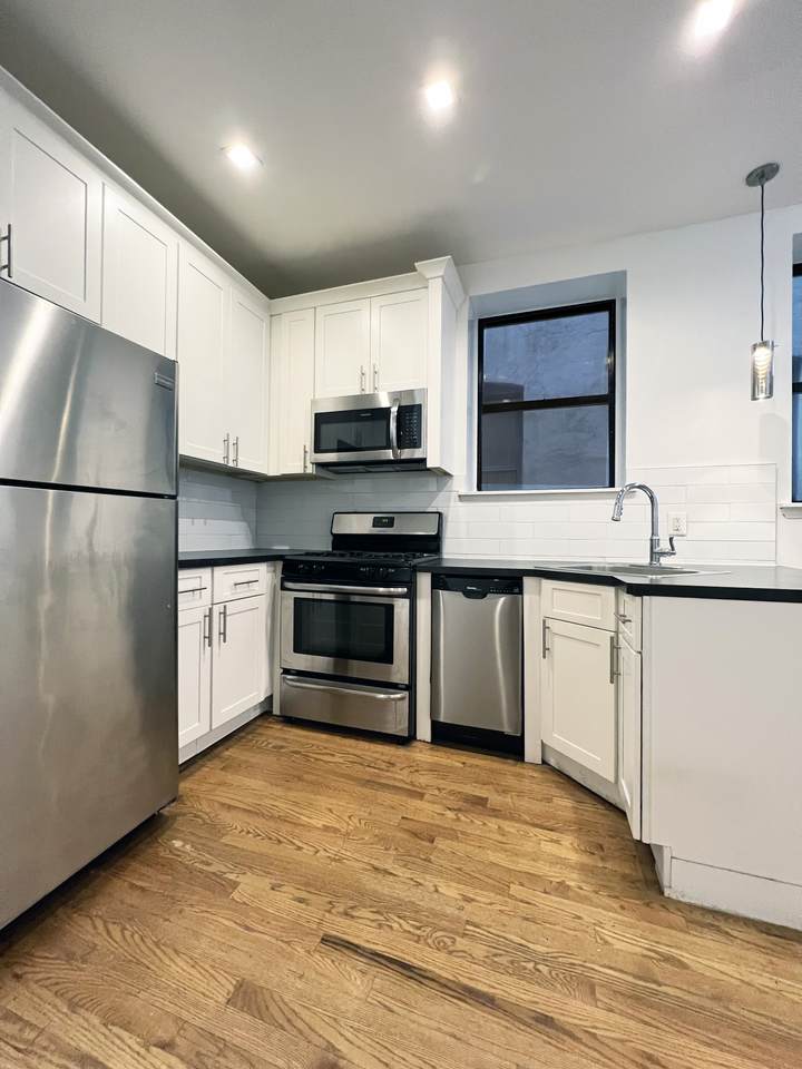 126 112th Street - Photo 1