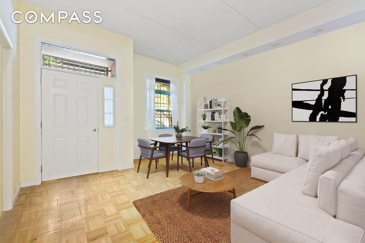 102 Bradhurst Avenue - Photo 1