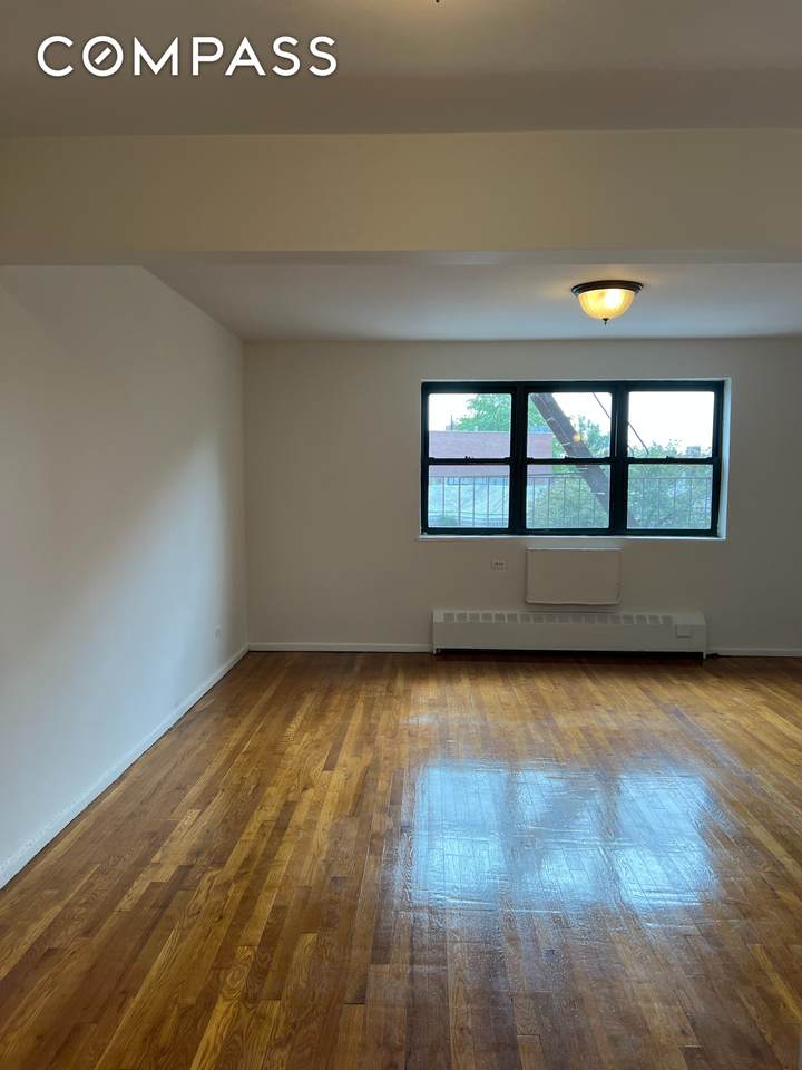 149-45 Northern Boulevard - Photo 1