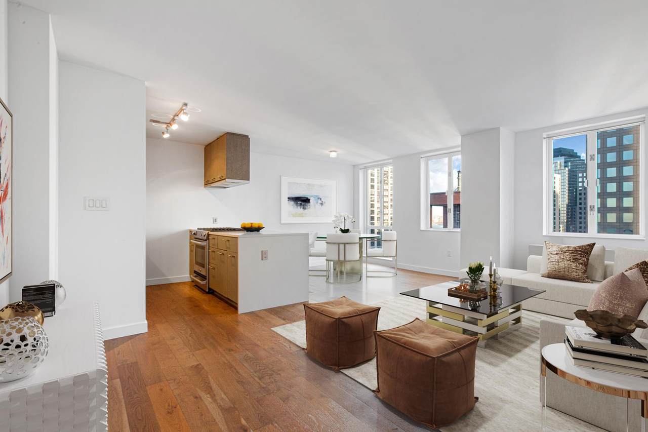 225 Rector Place - Photo 1