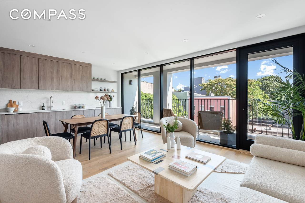 217 Franklin Street - Photo 1