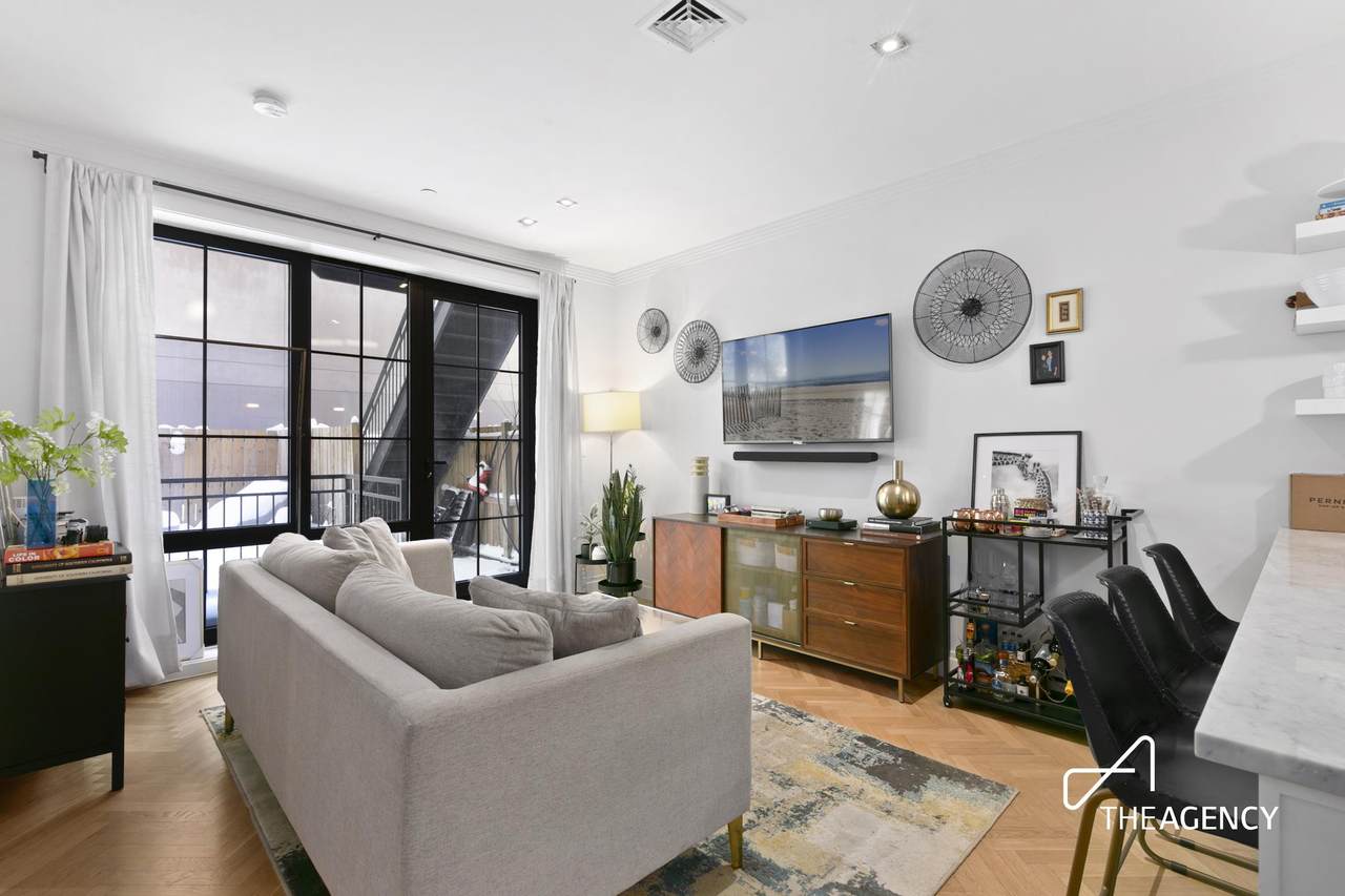 182 Concord Street - Photo 1