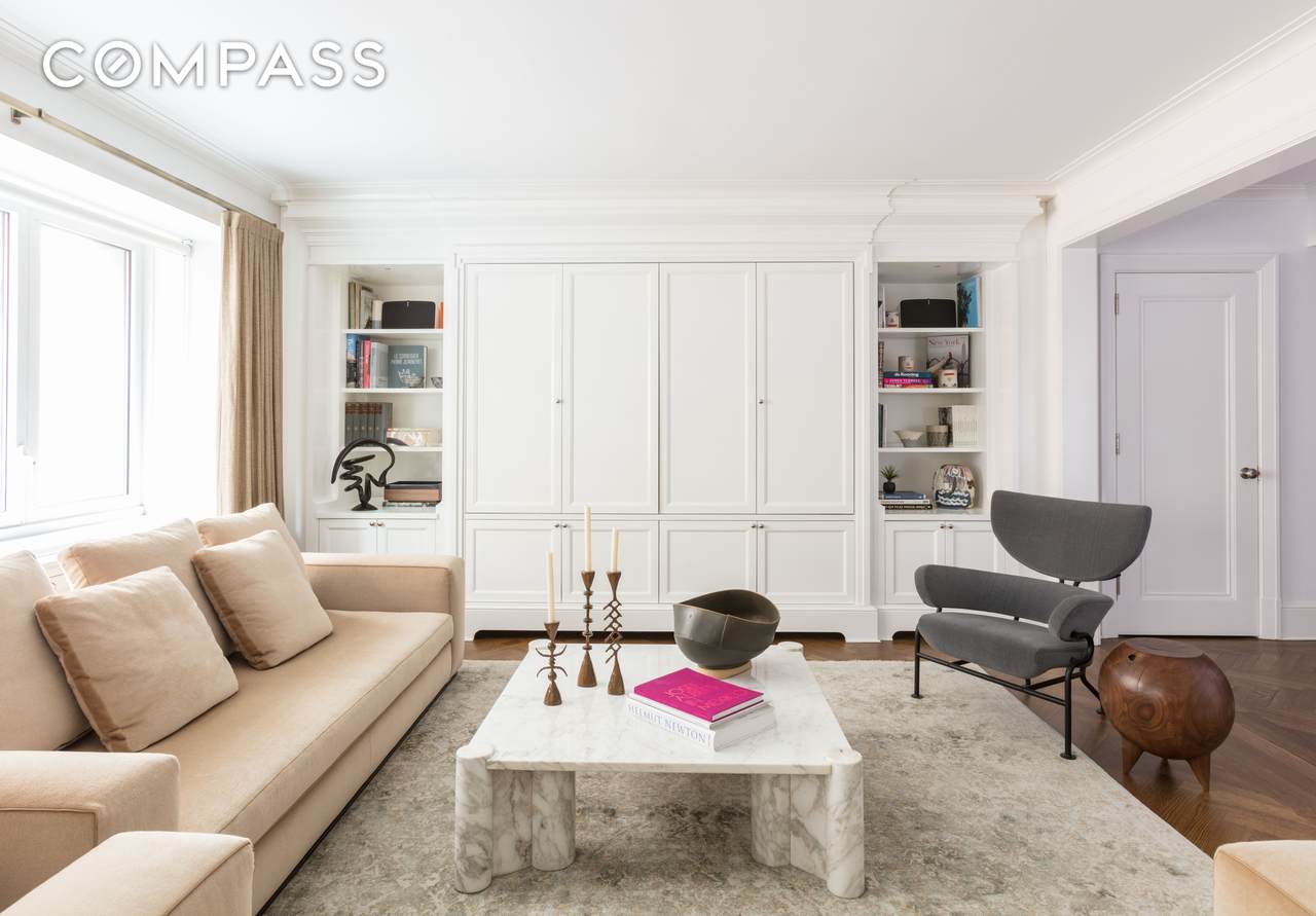 530 Park Avenue - Photo 1