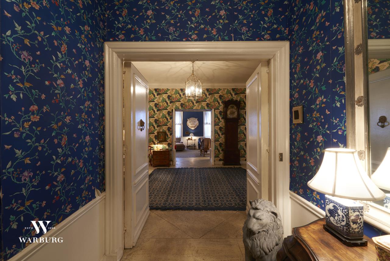 32 64TH St - Photo 1