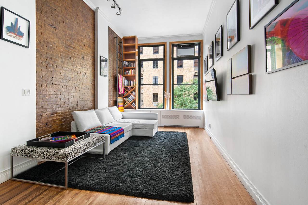 43 10TH Street - Photo 1