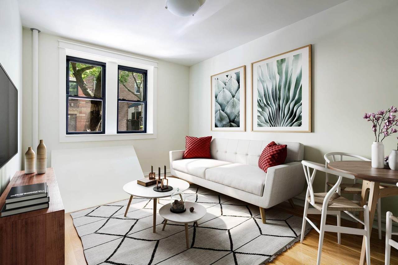 342 21ST Street - Photo 1