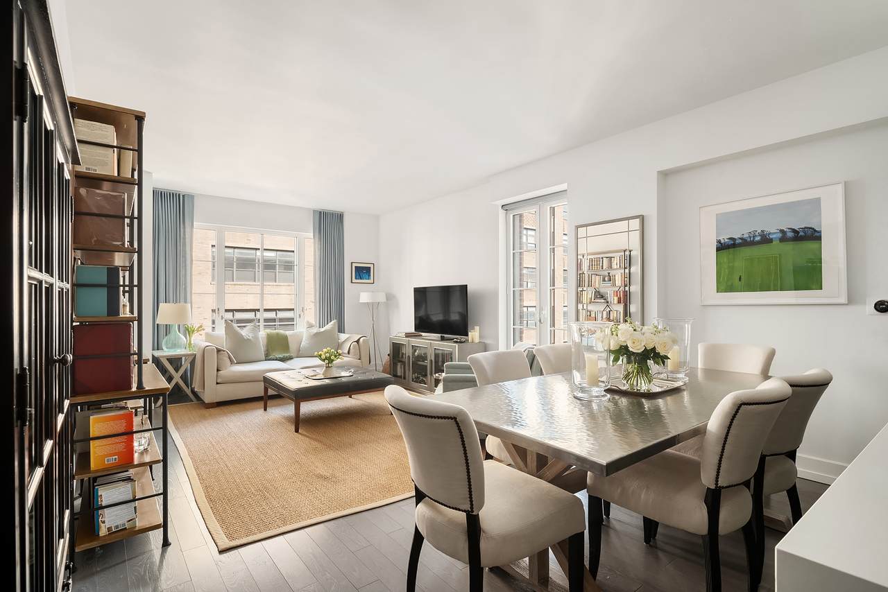 70 Charlton Street - Photo 1