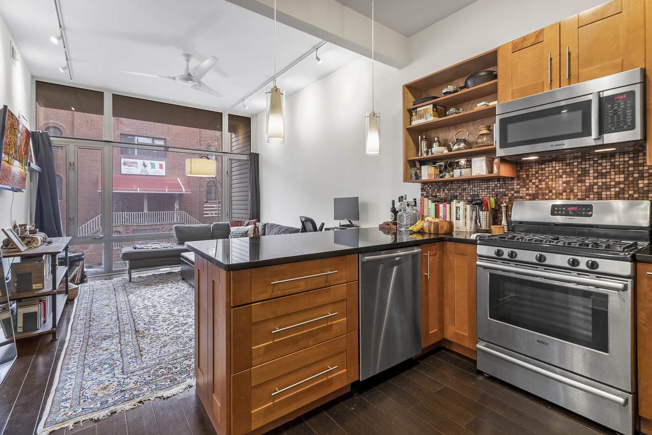 238 Ainslie Street - Photo 1