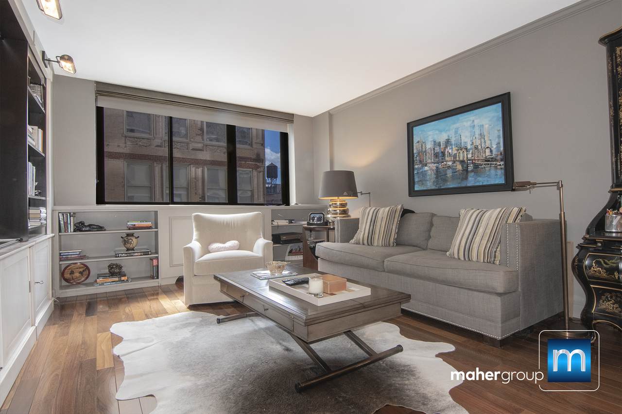 280 Park Avenue - Photo 1