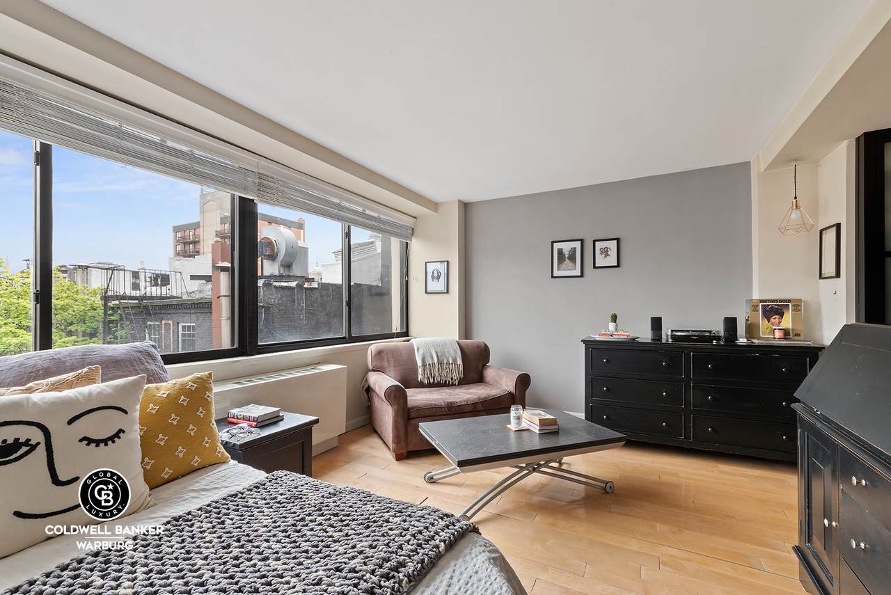 65 Cooper Square - Photo 1