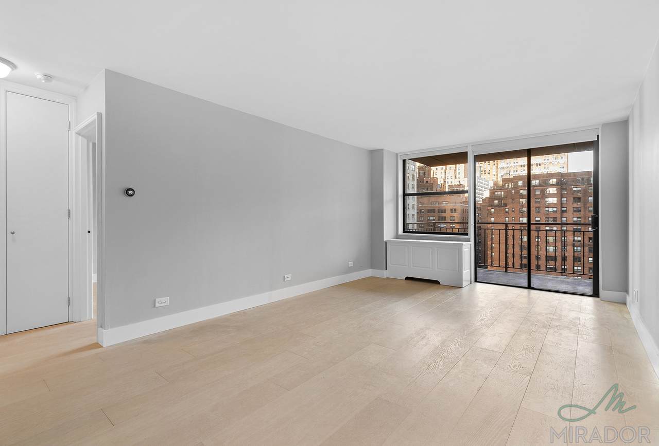 330 39TH Street - Photo 1