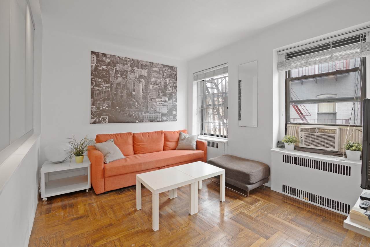 209 104th Street - Photo 1