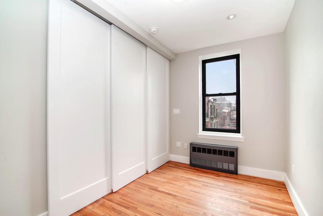 187 Lenox Ave - Photo 1