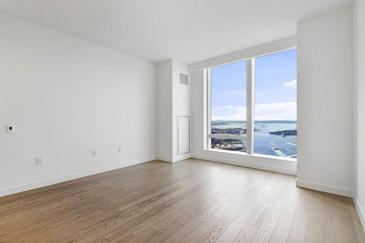 252 South Street - Photo 1