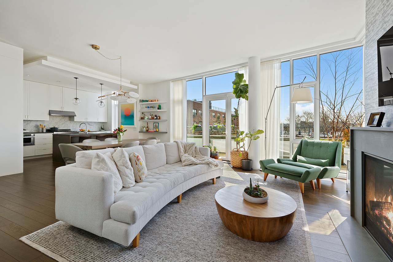 345 Carroll Street - Photo 1