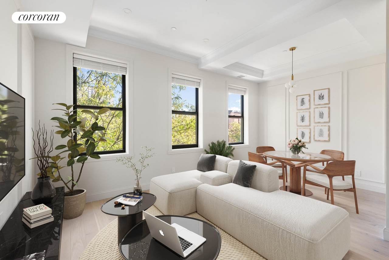 360 Tompkins Avenue - Photo 1