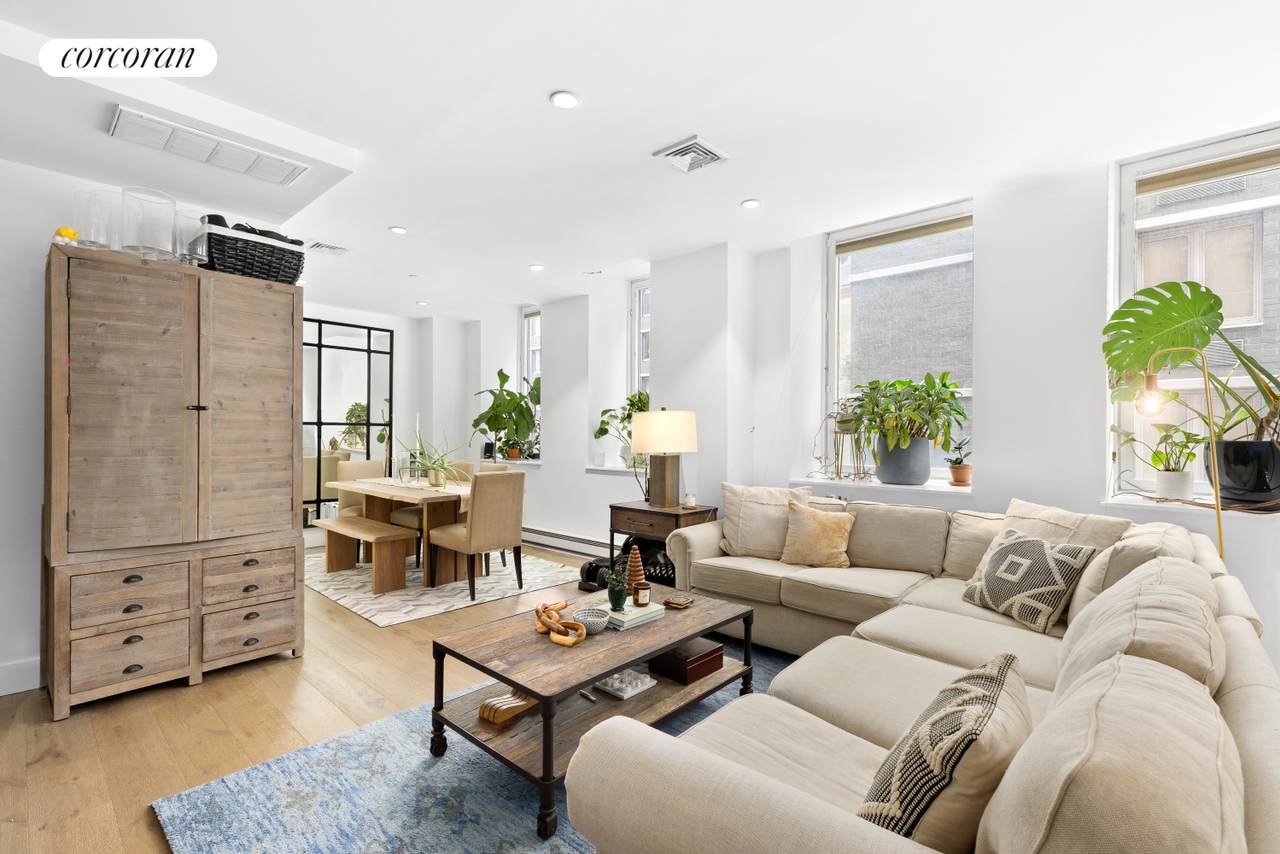 93 Worth Street - Photo 1