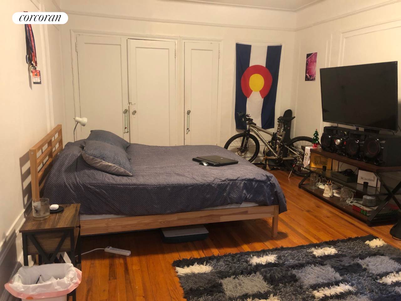 225 Bennett Avenue - Photo 1