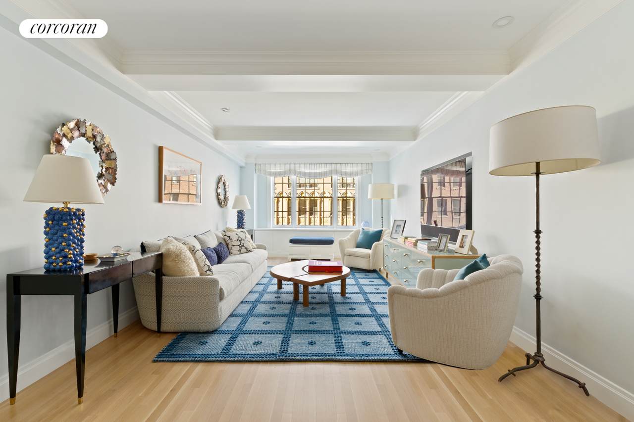 28 10TH Street - Photo 1