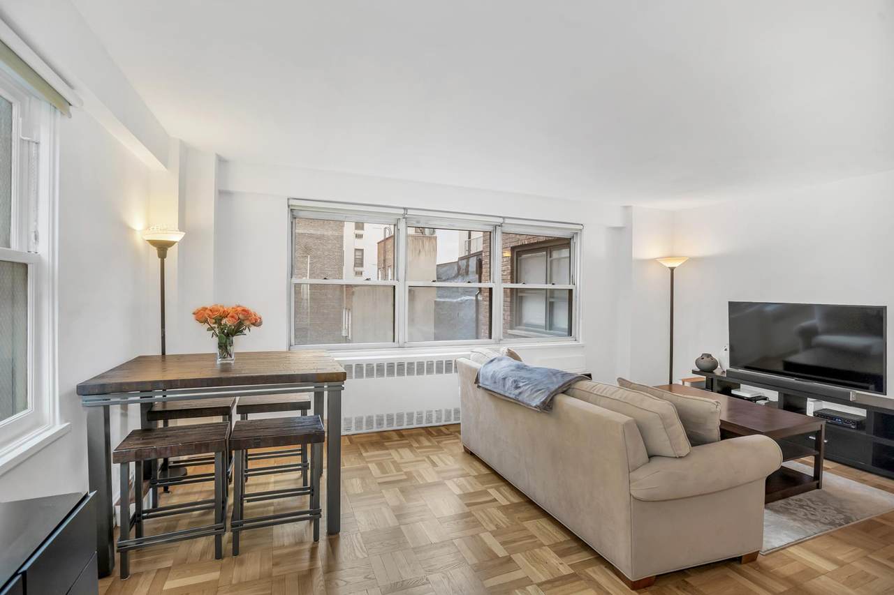 166 35TH Street - Photo 1