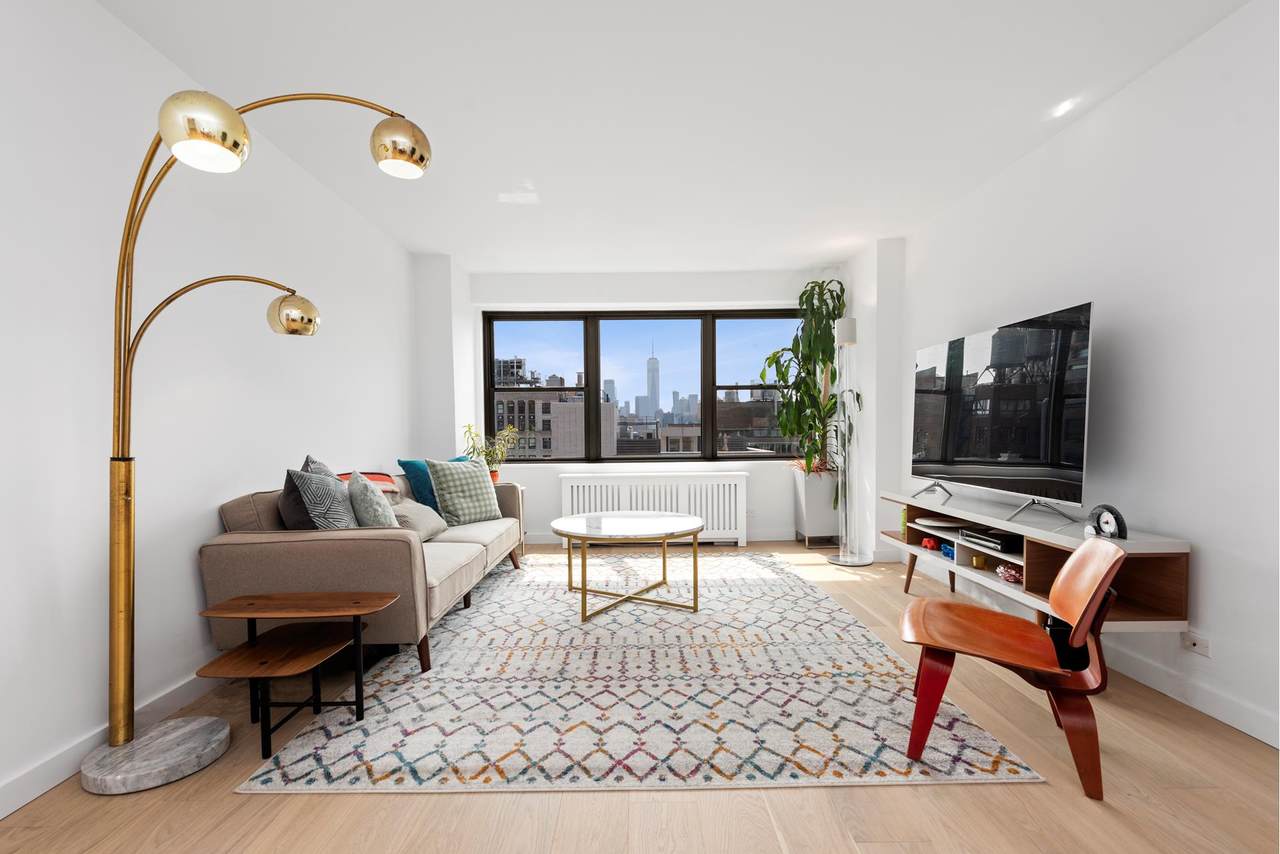 10 15TH Street - Photo 1